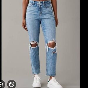 AE Distressed Blue Women's Mom Jeans